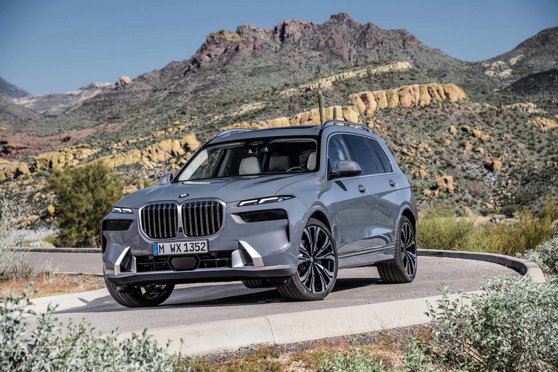 BMW x7 Vermont Bronze Metallic