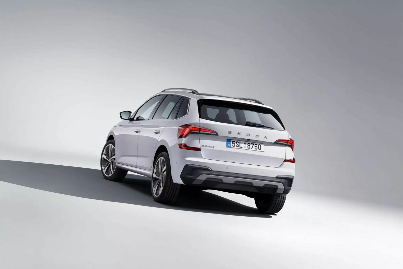 Skoda kamiq 2020. 0 tsi skoda. «паркетник» skoda kamiq. Skoda кроссовер kamiq. Skoda kamiq 2022.