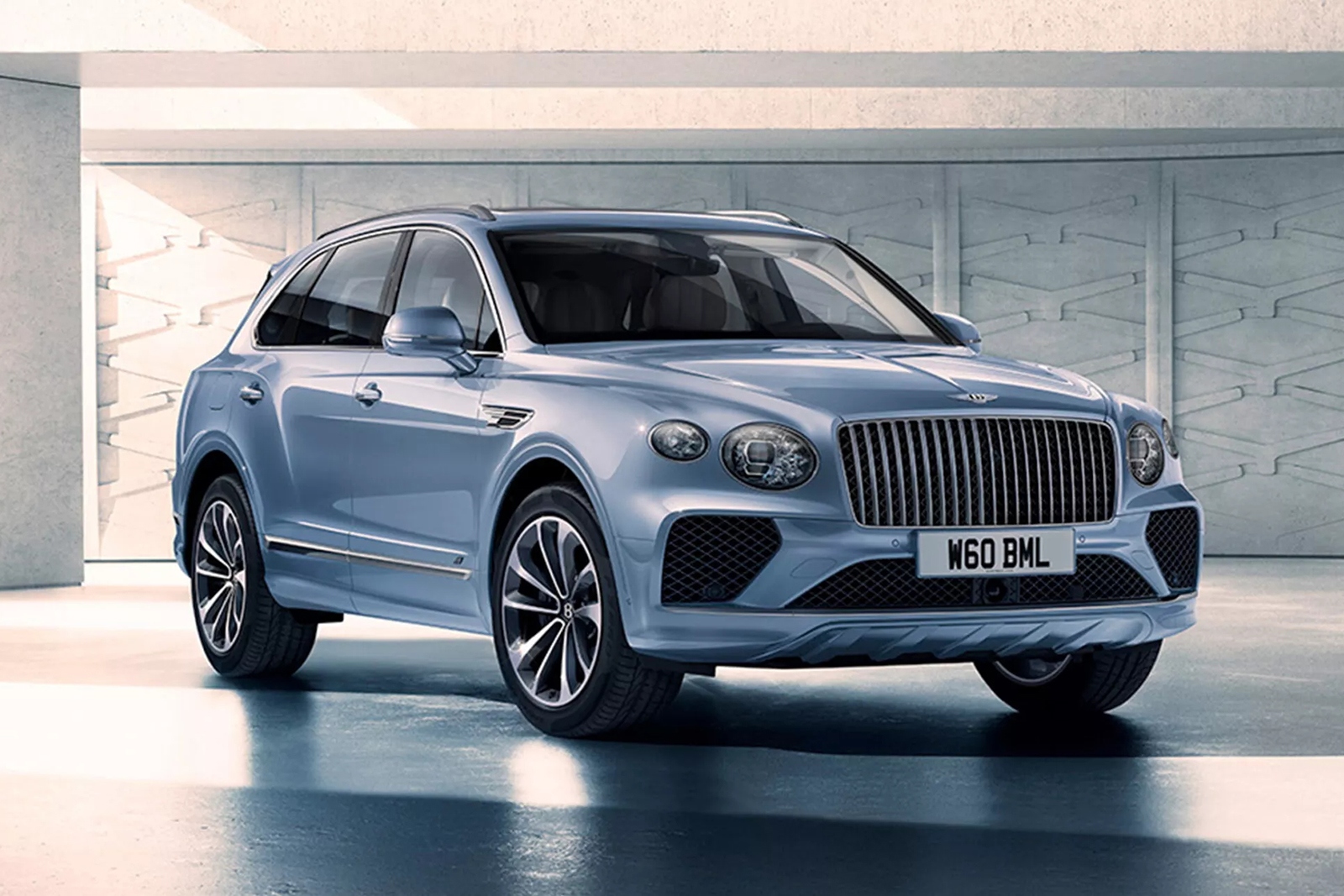 Bentley Bentayga 2024 остаётся без W12, но становится более роскошным -  новость от Автодок