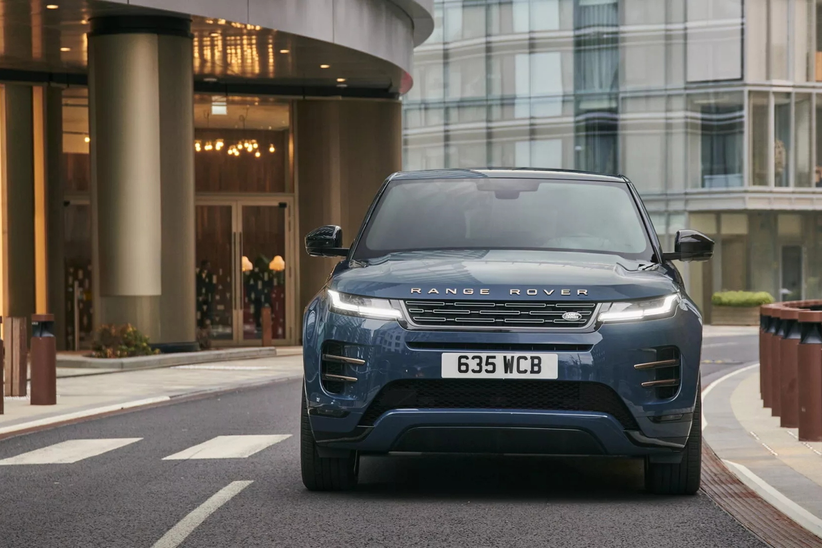 Представлен новый Range Rover Evoque 2024 - новость от Автодок