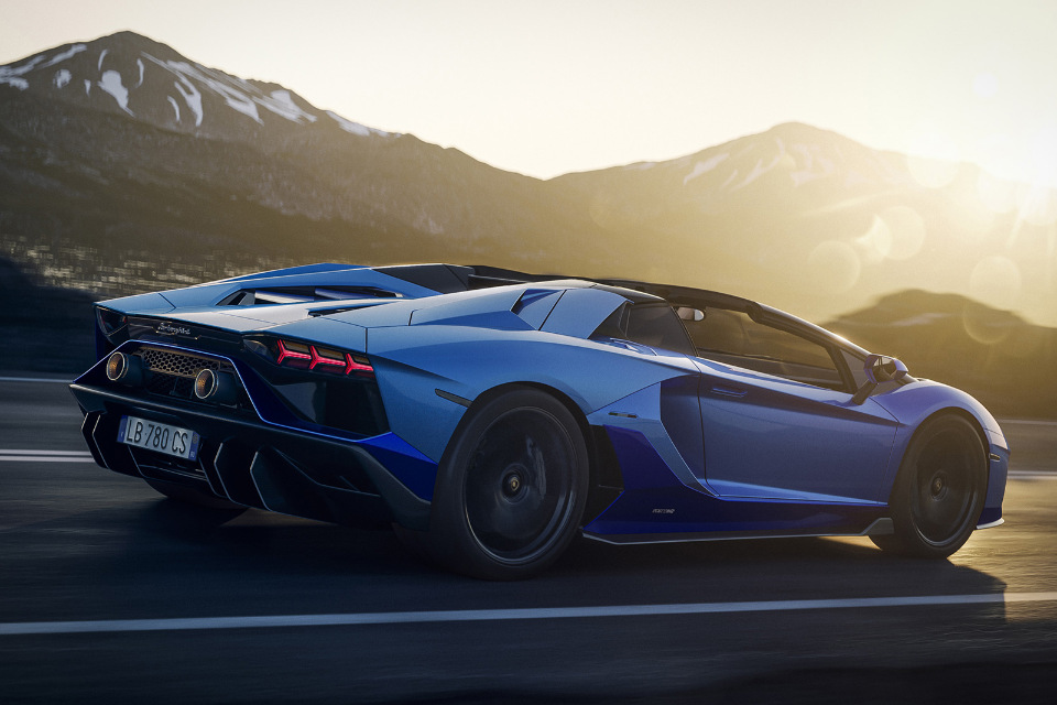 Lamborghini Aventador LP 780 4