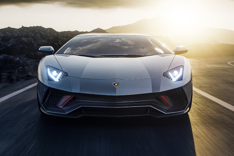 Lamborghini Aventador lp780