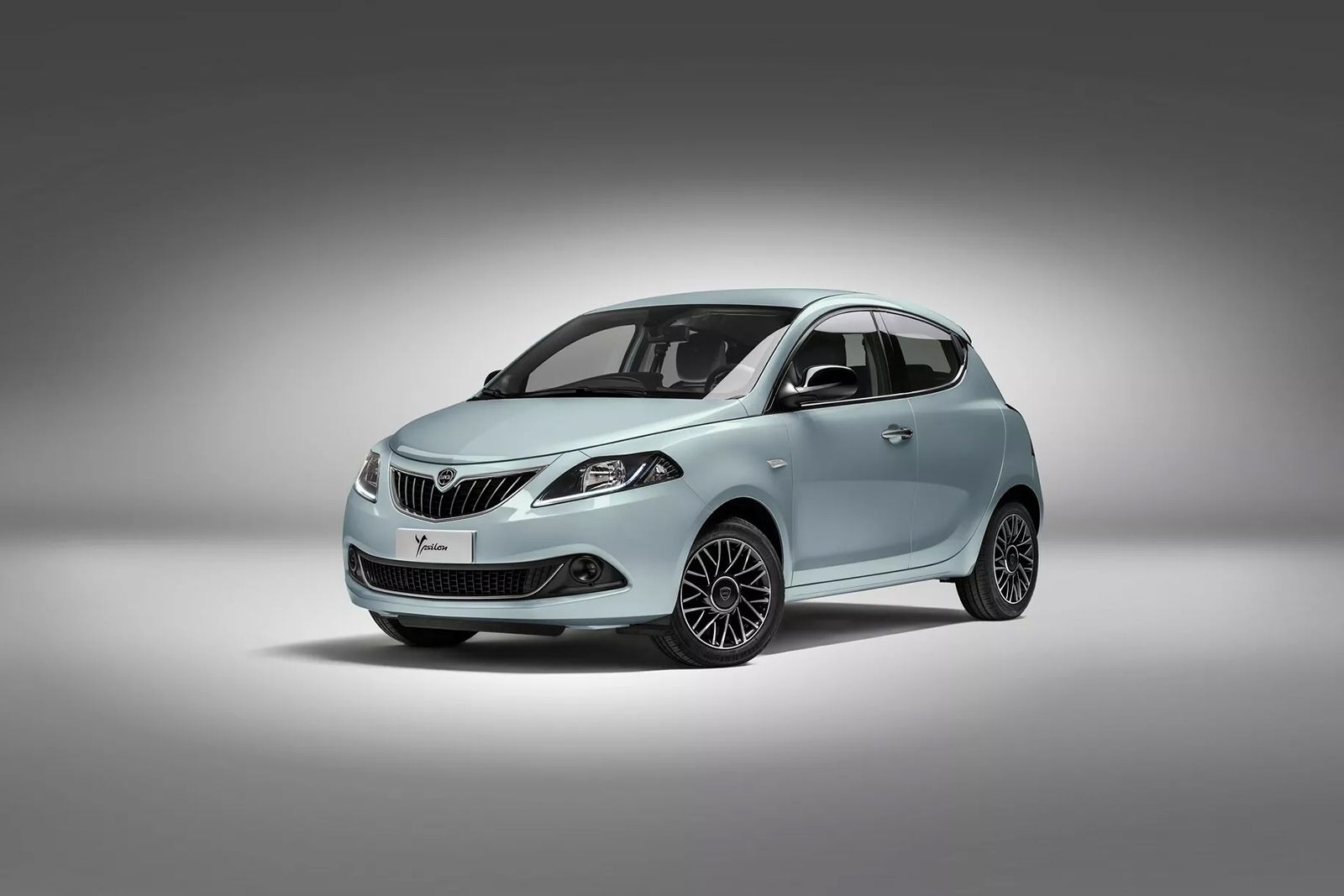 Lancia выпустила Ypsilon 2023, который выглядит как автомобиль 2011 года -  новость от Автодок