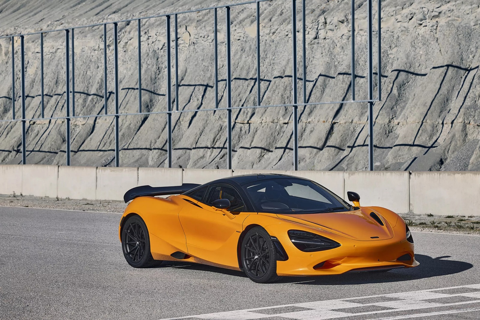 Новый McLaren 750S — самый лёгкий и мощный серийный суперкар бренда -  новость от Автодок